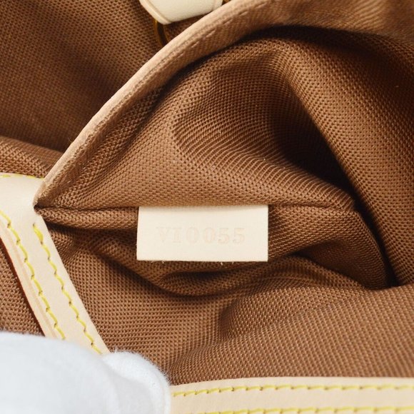 Louis Vuitton Monogram Cabas Piano Shoulder Tote Bag - Picture 4 of 7